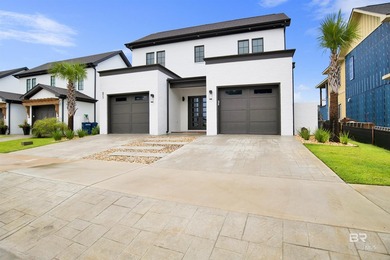 Welcome to Waterways!! This beautiful, custom built 3 bed 3.5 - photo 4