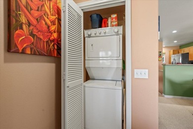 Stunning 2-bedroom, 2-bath upper-level furnished unit with - photo 40