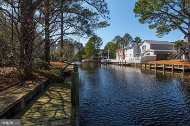 Just reduced and priced to sell! Extraordinary Coastal Charm - photo 8