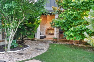 In the Hills of Buffalo Creek, this nearly two-acre estate - photo 4