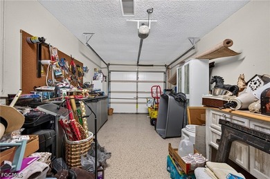 Welcome to your Florida retreat! This charming 3-bedroom - photo 29