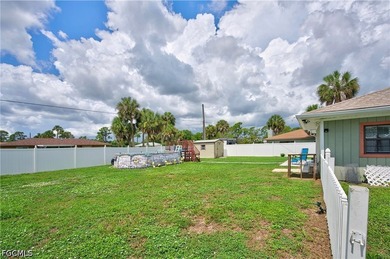 Welcome to your Florida retreat! This charming 3-bedroom - photo 36