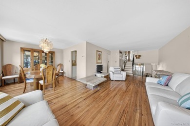 Large Semi-Detached 2 Family House In The Heart Of Bayside - photo 2