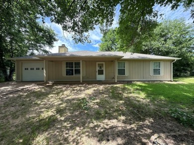Lake Palestine Home For Sale in Flint Texas