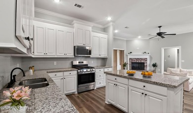 Seller is offering $5000 in buyer closing costs! Like-New Home - photo 15