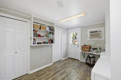 Coastal Cottage in a Prime Beach Town! Fall in love with this - photo 22