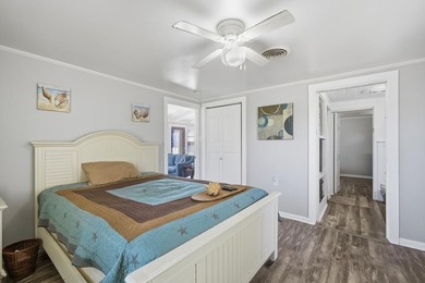 Coastal Cottage in a Prime Beach Town! Fall in love with this - photo 25