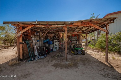 Room to roam, peace to own! Welcome to 11787 S Cherokee Ln - a 4