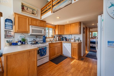 Searching for the ideal, low-maintenance coastal getaway? This - photo 29