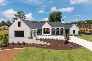 Introducing an extraordinary new construction estate set on 3.3 - photo 4