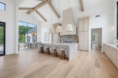 Introducing an extraordinary new construction estate set on 3.3 - photo 5