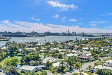 Beautifully updated 1-bed, 1-bath condo in the coveted Harbour - photo 4
