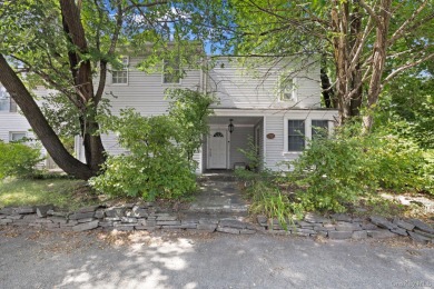 (private lake, pond, creek) Home For Sale in Pleasant Valley New York