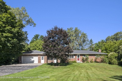 Lake Home ActiveUnderContr in Eaton Rapids, Michigan