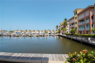Beautifully renovated 1st floor waterfront condo in Harbor - photo 4