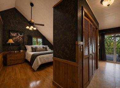 Experience the perfect blend of luxury, privacy, and lake living - photo 12