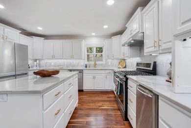 Beautifully updated home in the sought-after Lake Tanglewood - photo 13