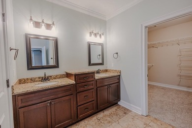 Welcome home to this stunning, light-filled brick residence - photo 20