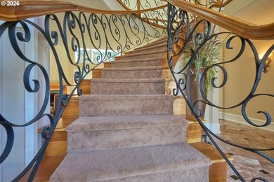 Experience the elegance of Western European design and custom - photo 21