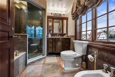 Completed in 2008, this bespoke residence in Dyker Heights - photo 22