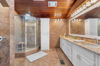 Beautifully updated home in the sought-after Lake Tanglewood - photo 25