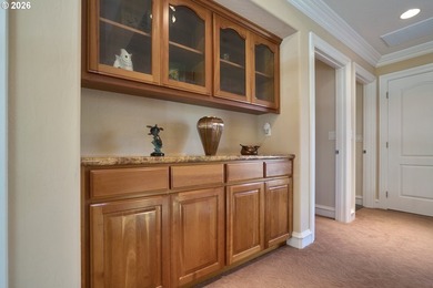 Experience the elegance of Western European design and custom - photo 25