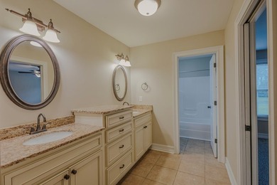 Welcome home to this stunning, light-filled brick residence - photo 25
