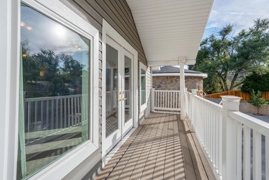 Beautifully updated home in the sought-after Lake Tanglewood - photo 27
