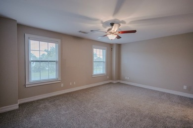 Welcome home to this stunning, light-filled brick residence - photo 27