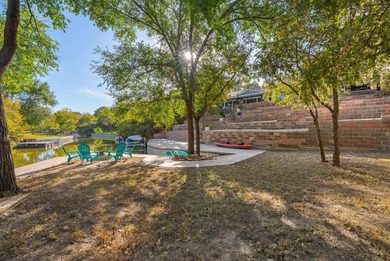 Beautifully updated home in the sought-after Lake Tanglewood - photo 34