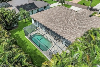 Welcome to this beautifully maintained 3-bedroom, 2-bath, 3 car - photo 35