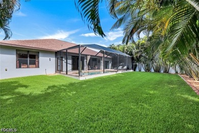 Welcome to this beautifully maintained 3-bedroom, 2-bath, 3 car - photo 38