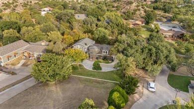 Beautifully updated home in the sought-after Lake Tanglewood - photo 41