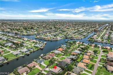 Welcome to this beautifully maintained 3-bedroom, 2-bath, 3 car - photo 44