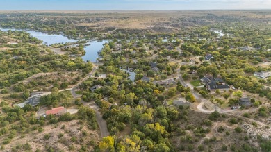 Beautifully updated home in the sought-after Lake Tanglewood - photo 46