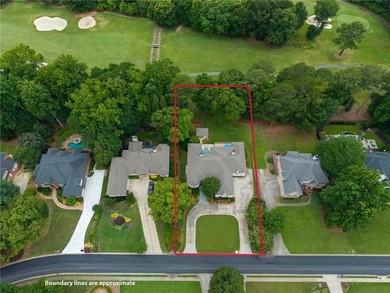 Perfectly positioned on the 4th fairway in Polo Golf & Country - photo 4