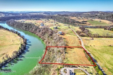 Stunning 3.3-acre riverfront property nestled in a peaceful - photo 2
