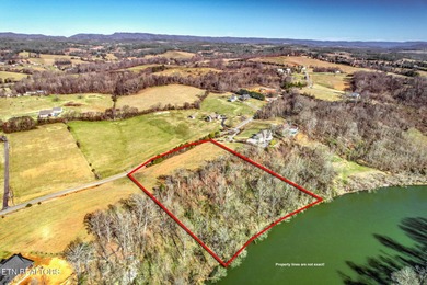 Stunning 3.3-acre riverfront property nestled in a peaceful - photo 6