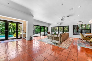 Quintessential charming South Grove gem nestled on a tree - photo 8