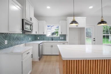 Brand-new construction on a spacious 8,755 sq ft lot in Corpus - photo 12