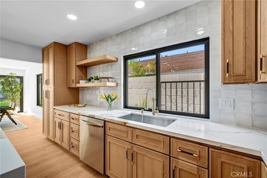 Located in the highly desirable South Coast Metro / Sandpointe - photo 14