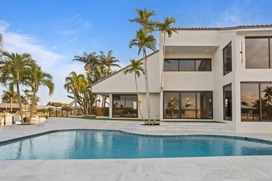 Experience luxury waterfront living in this extensively - photo 16