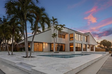 Experience luxury waterfront living in this extensively - photo 18