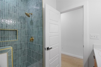 Brand-new construction on a spacious 8,755 sq ft lot in Corpus - photo 26