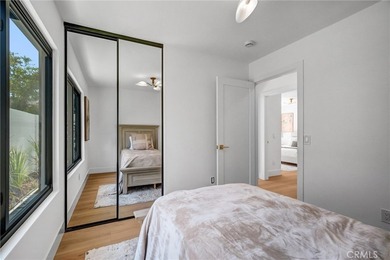 Located in the highly desirable South Coast Metro / Sandpointe - photo 26