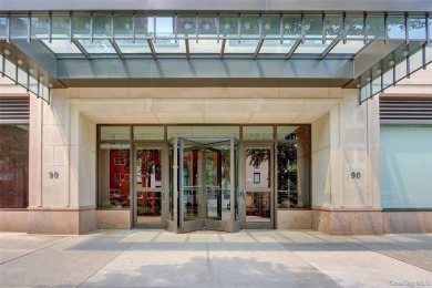 (private lake, pond, creek) Condo For Sale in New York (Manhattan) New York