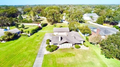 Lake Home Sale Pending in Mount Dora, Florida