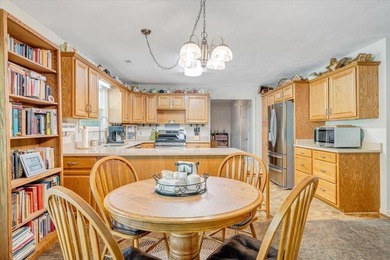Enjoy the ease of one-level living in this well-maintained - photo 11