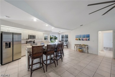 Live the ultimate Southwest Florida boating lifestyle in this - photo 14