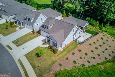 Rare lake-view opportunity in The Courtyards at Bailey Farms, a - photo 2